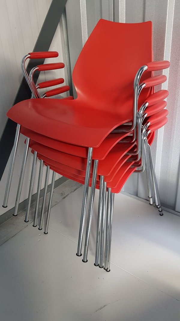 Design stoel 'Maui' van Kartell, Vico Magistretti, Rood
