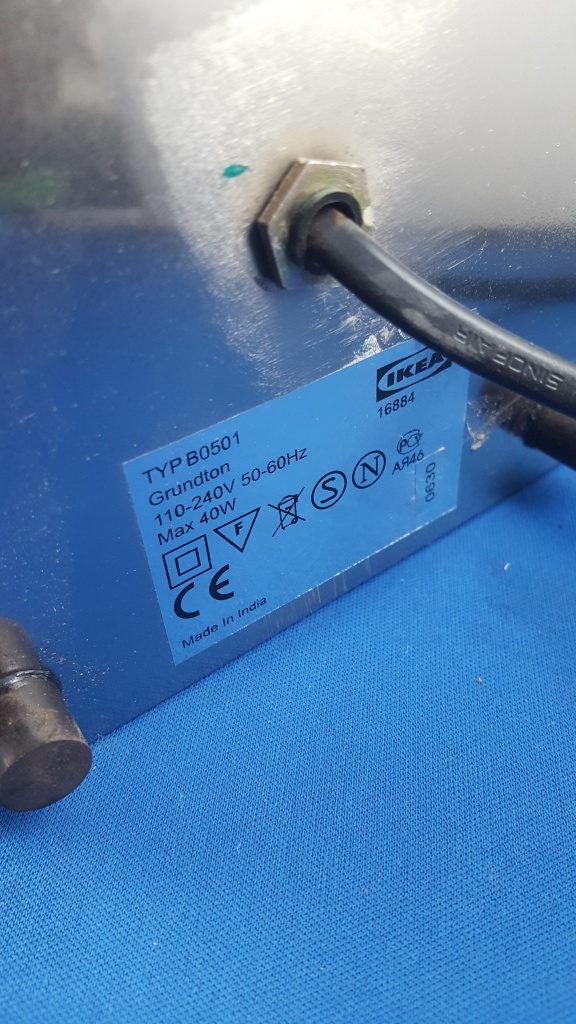 2x metalen lampvoet Ikea Grundton, tafellamp.
