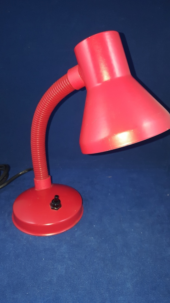 Vintage retro tafellamp, rood metaal, buigbaar.