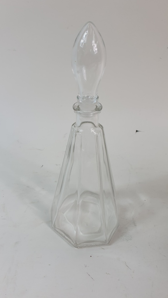 Brocante glazen SGD decanteer karaf met stop. 9 zijdig.